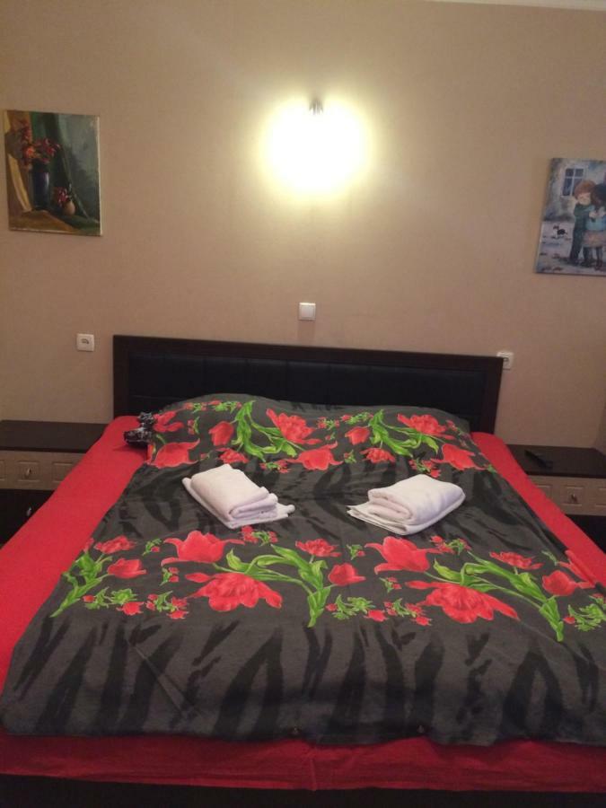 Cozy, Warm & Cheap Apartment Tbilisi Exterior photo